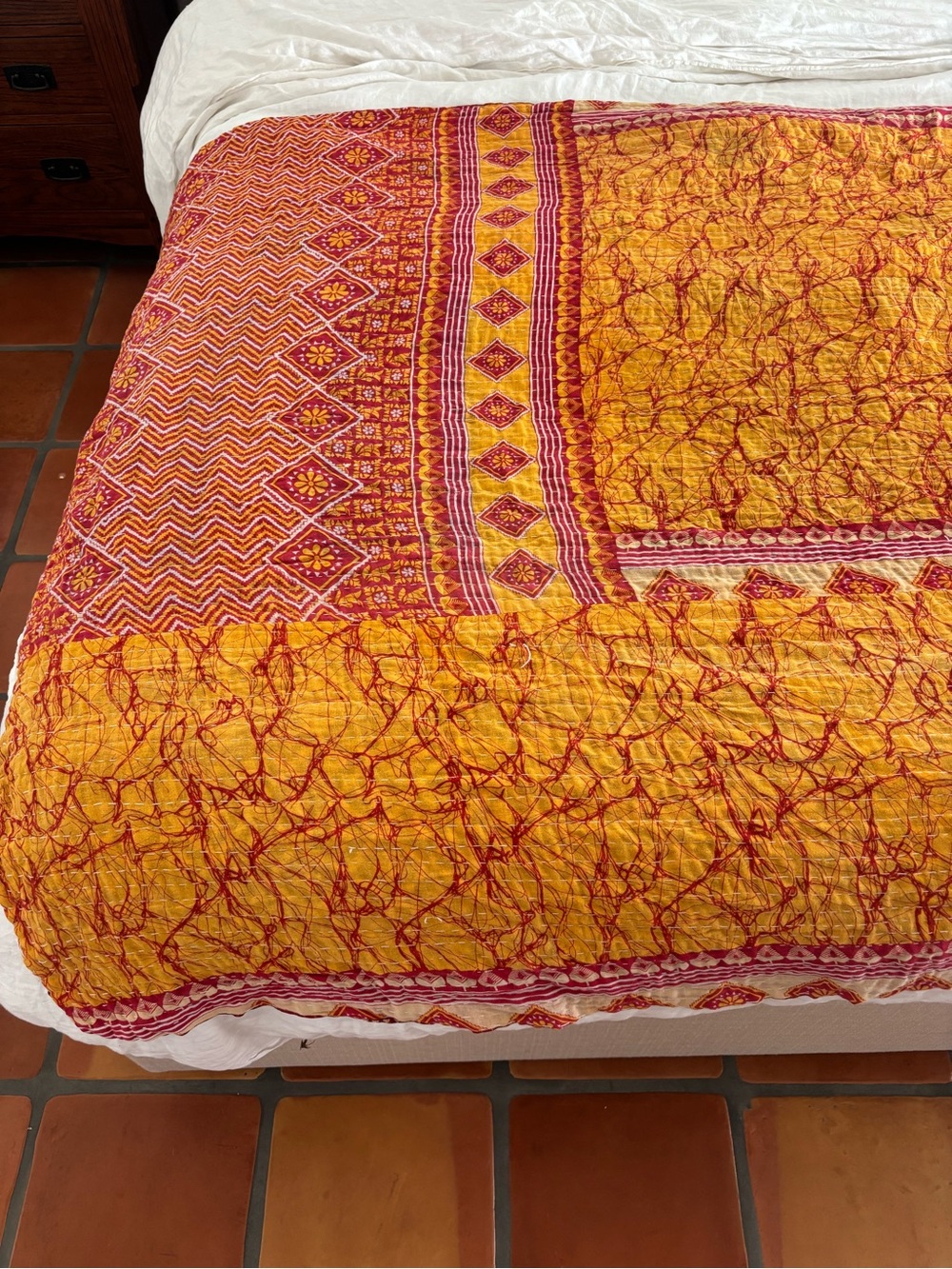 Anthropologie Artisan hand stitched Woven Red Kantha throw - Picture 4 of 5
